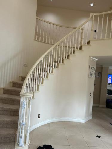 Stairs-and-Railing-Services-In-CA 003